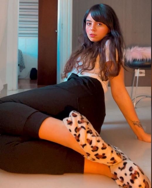 paula nobre (streamer namorada do brtt) #1zBkPren