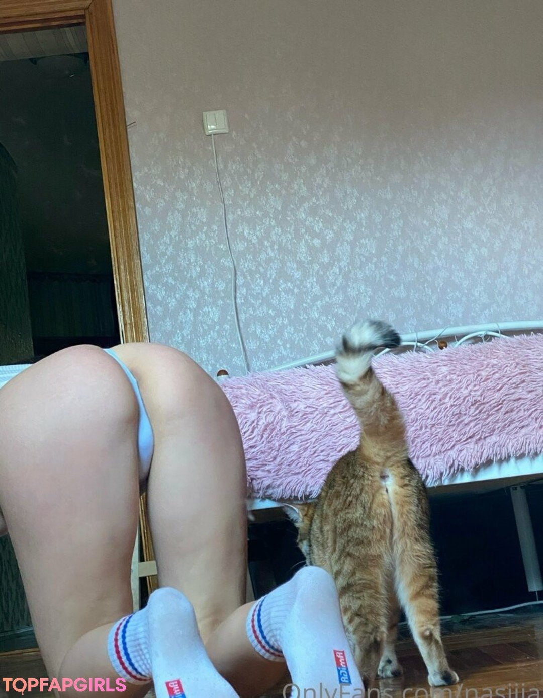 Ukranian Nude babe Show ass #8rG9uwWJ