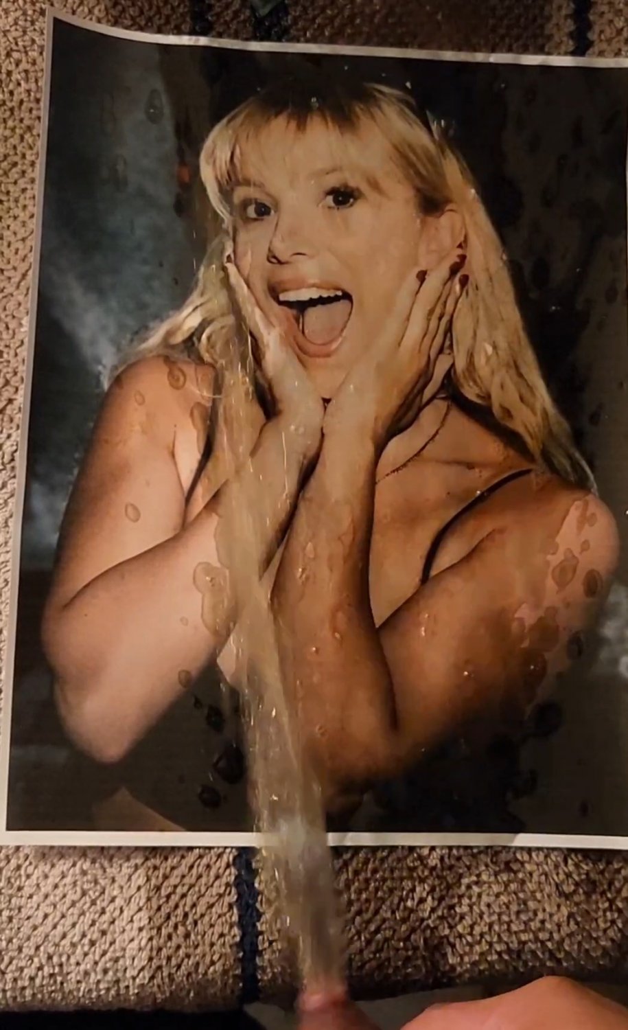 Piss tribute Millie Bobby Brown 2 #pgcqseOE
