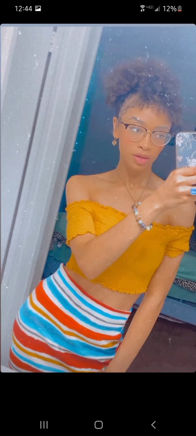 Lightskin slut with a perfect body #WxRcMy9c