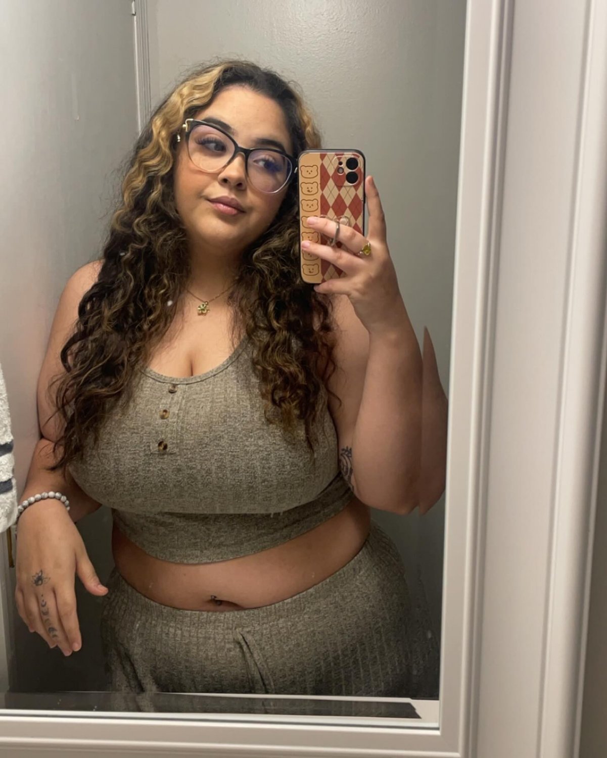 Huge tit slut begs to be posted #PZaWgygu