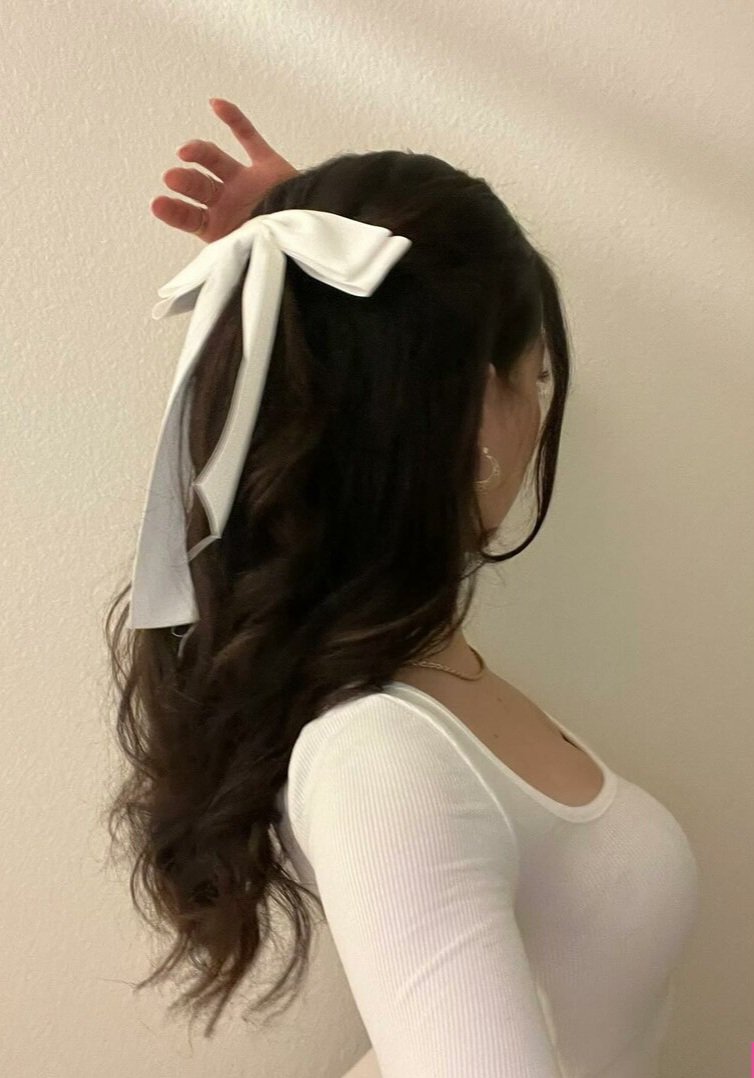 Kaitlynn Rhenea ASMR (youtuber) influencer #FAJeAiox