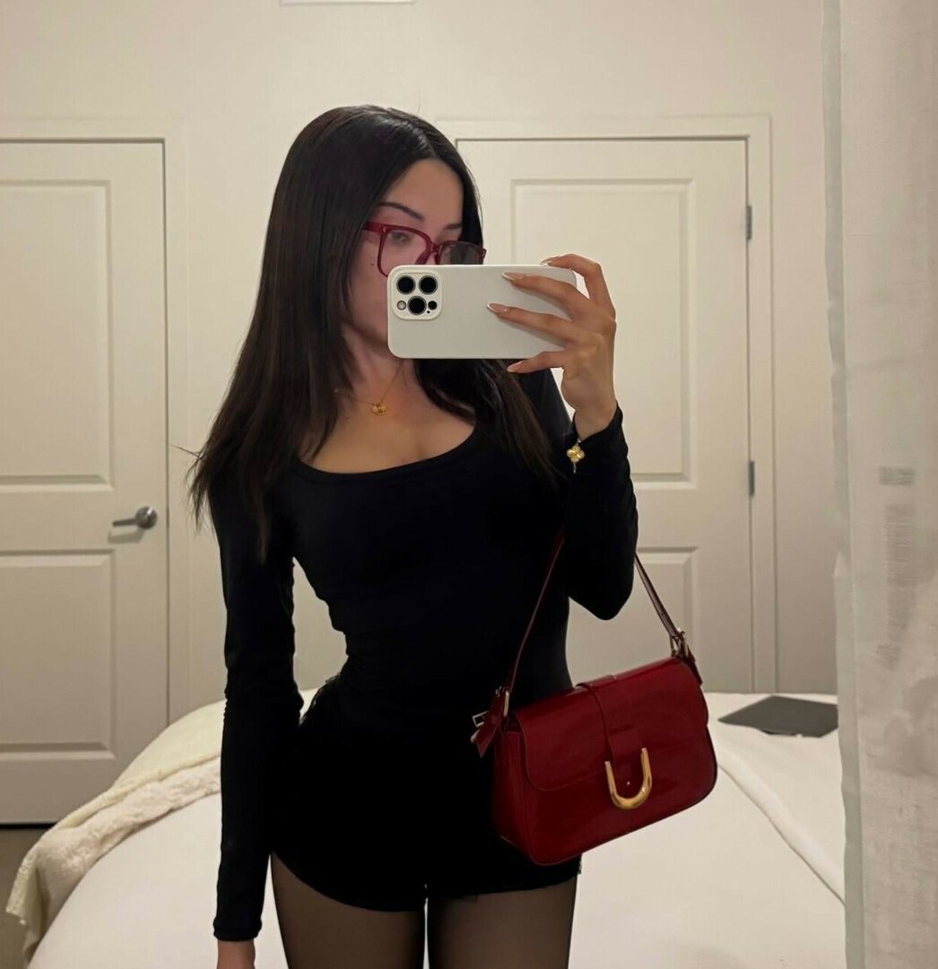 Kaitlynn Rhenea ASMR (youtuber) influencer #ZpWgNZj4