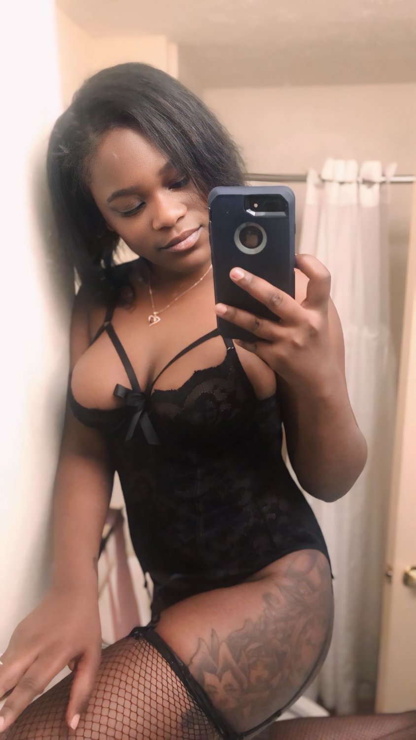 Submitted Ebony Webslut Exposed Herself with Cucks Permission #xpxgjw0C