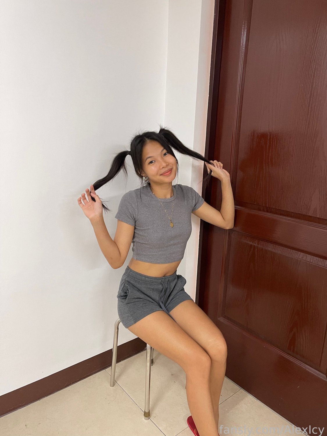 AlexIcy #BsfjsBP5