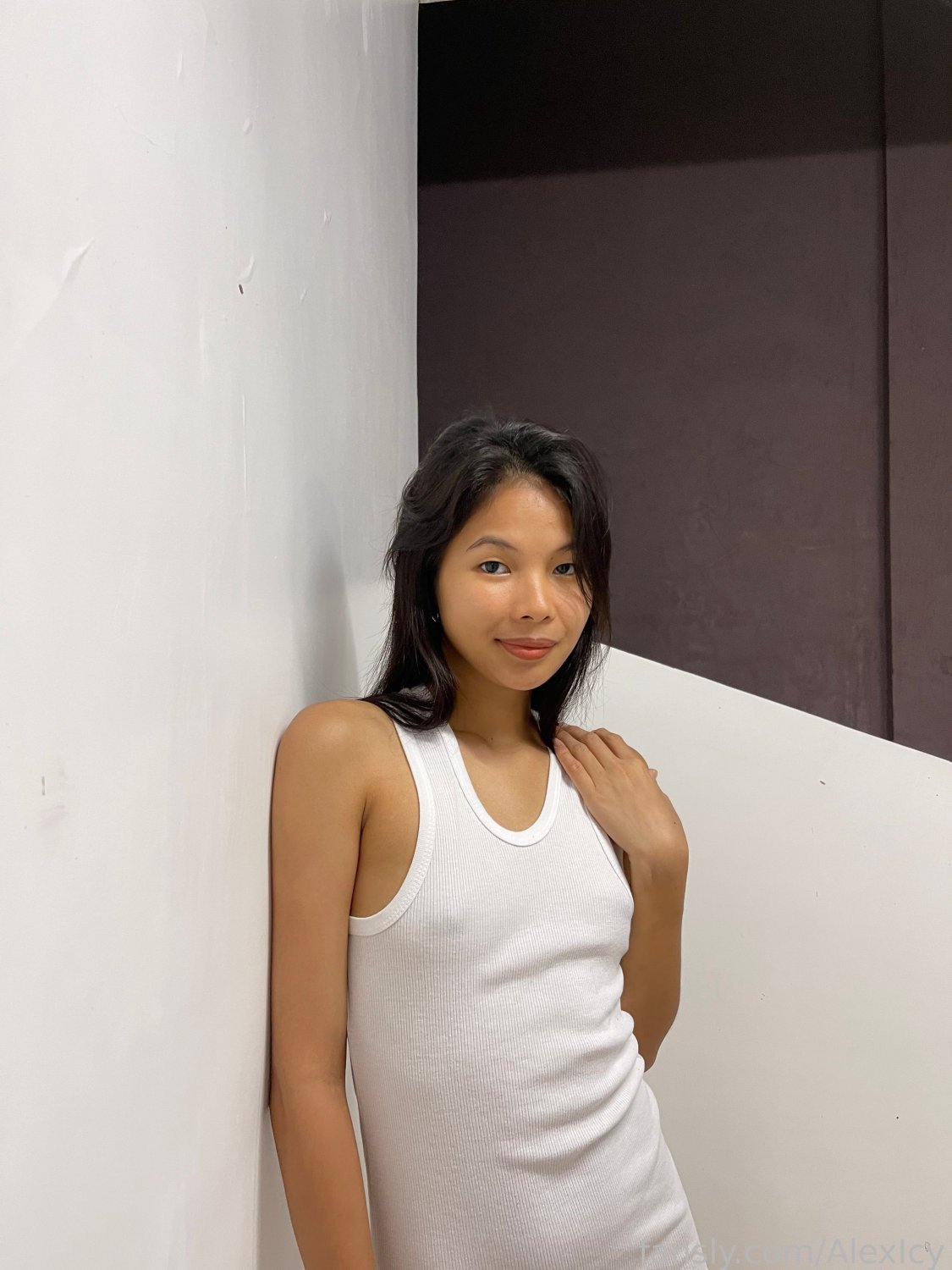 AlexIcy #TLTzf5dM