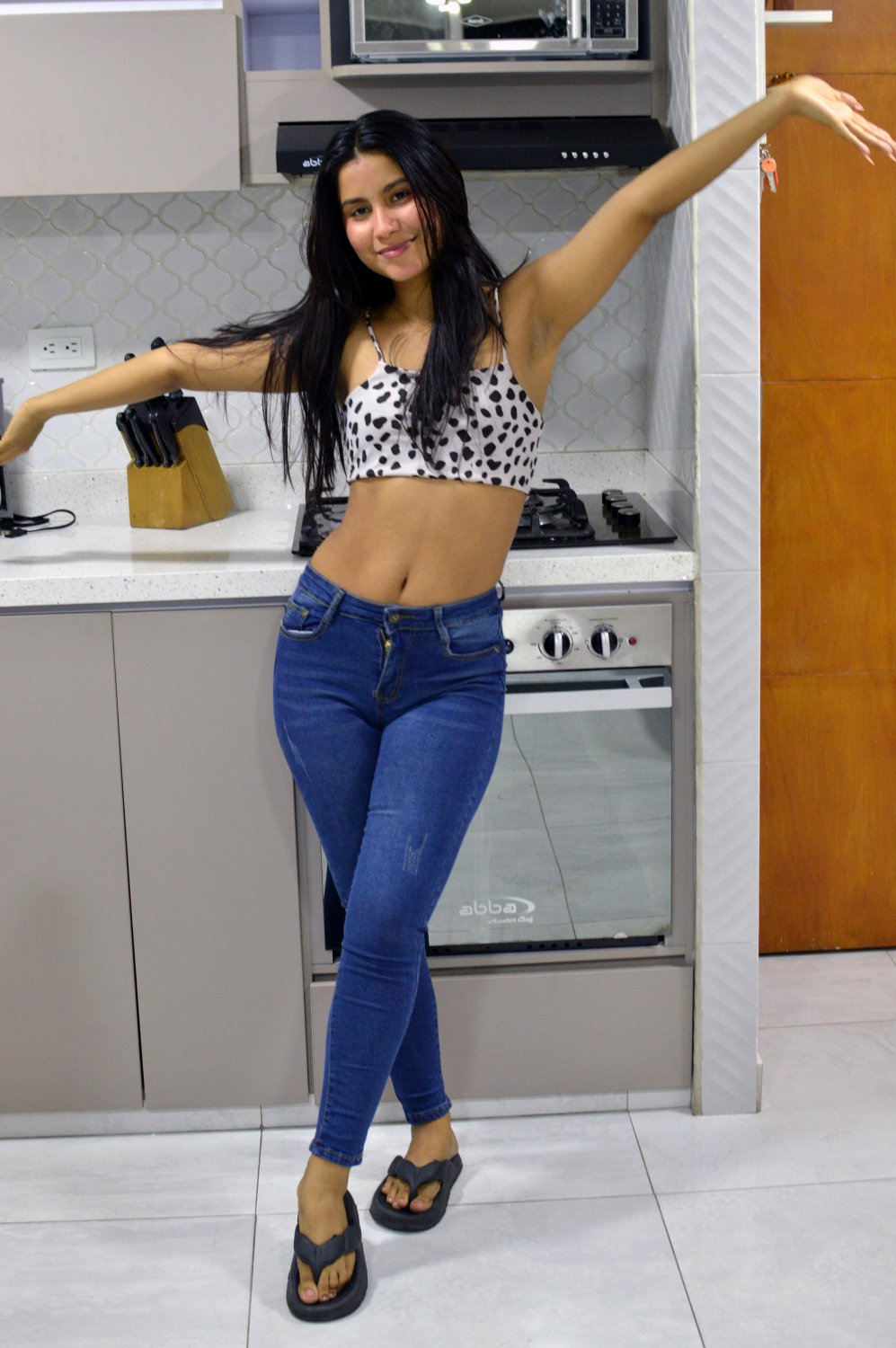 Wuilmari Albujas Latina Casting Couch #nr2q8yT9